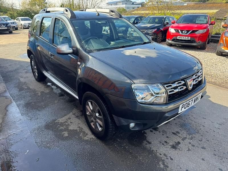 Begagnad Dacia Duster Lauréate 110 HK (80 kW) 2017 Grå SUV