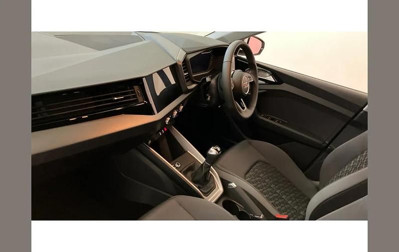 New Audi A1 Sport 94 HP (69 kW) 2025 Other SUV