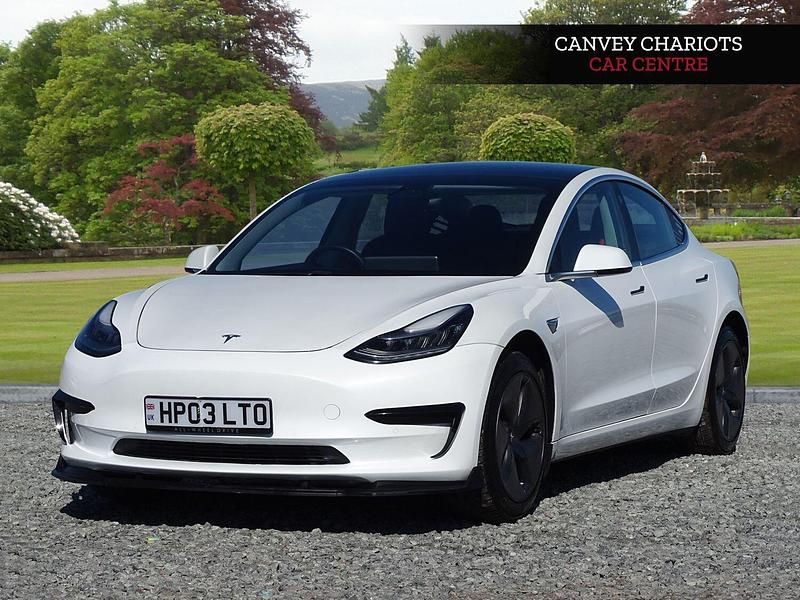 Used Tesla Model 3 Standard Range 52 kW (72 HP) 2020 White Sedan