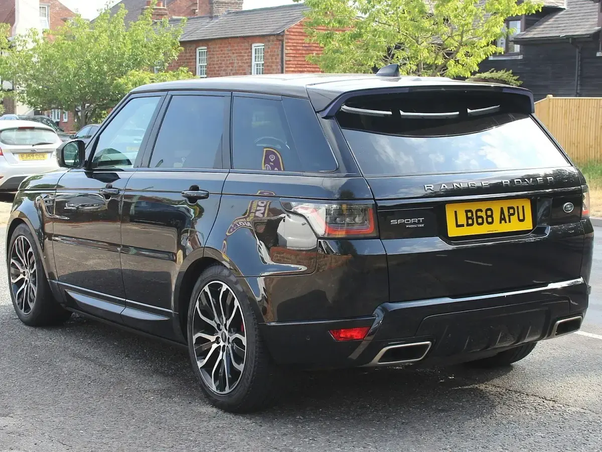 Used Land Rover Range Rover Sport Dynamic 404 HP (297 kW) 2018 Black SUV