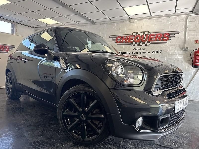 Black Used 2017 Mini Cooper S Hatchback | £11,400 (Fair price) - Image 1/2