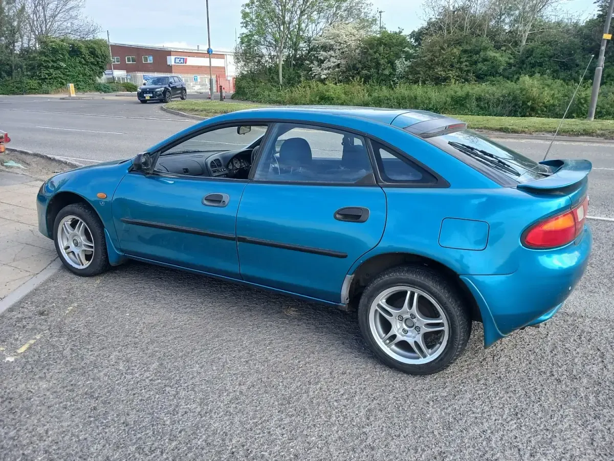 Used Mazda 323 1998 Green Hatchback