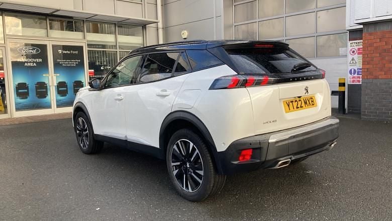 Used Peugeot 2008 Premium 131 HP (96 kW) 2022 White SUV
