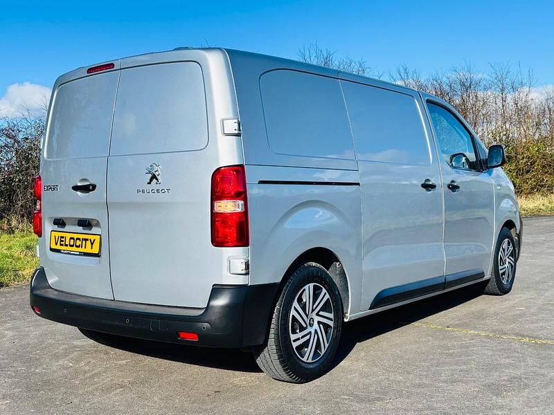 Used Peugeot Expert 2018 Silver Van