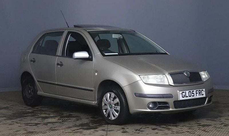 Beige Used 2005 Skoda Fabia Ambiente Hatchback | £2,495 (Fair price) - Image 1/1