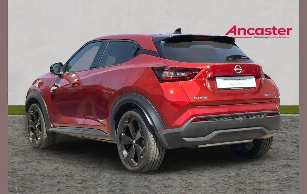 Used Nissan Juke Tekna 143 HP (105 kW) 2026 Red SUV