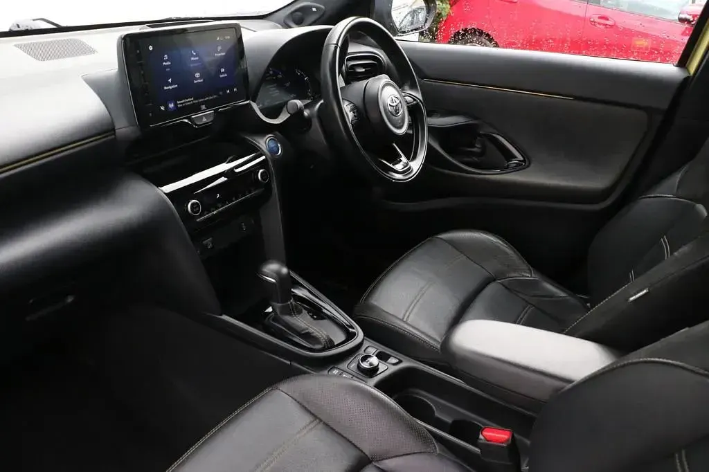 Used Toyota Yaris Cross Edition 2021 Yellow SUV