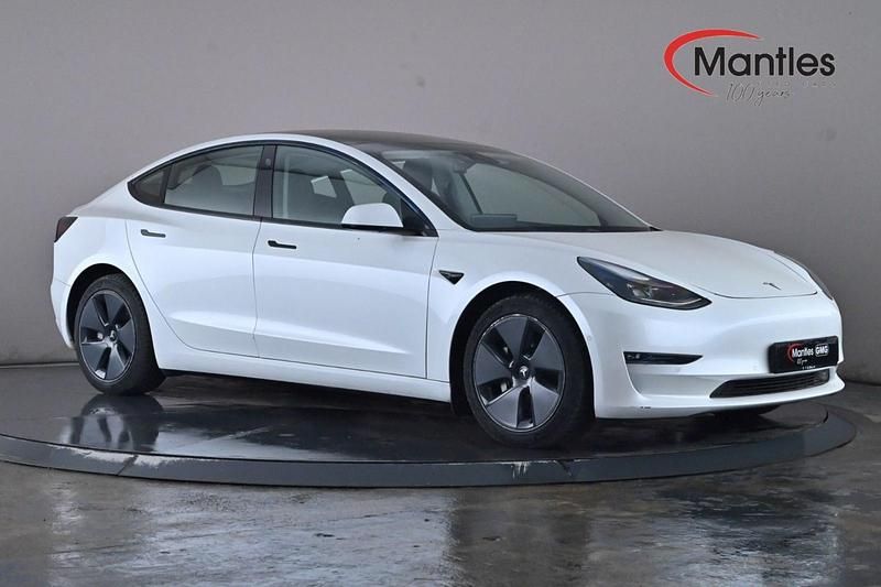 White Used 2020 Tesla Model 3 Long Range AWD Sedan | £20,795 (Fair price) - Image 1/4