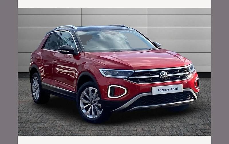 Red Used 2022 VW T-Roc Style SUV | £24,750 (Fair price) - Image 1/3