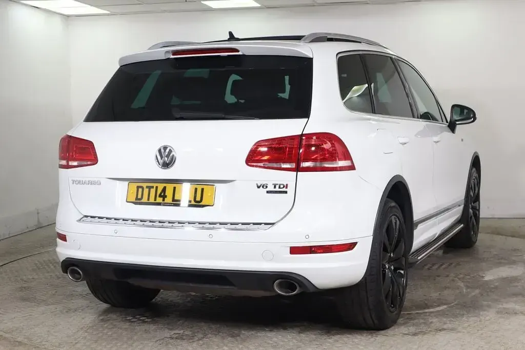Used VW Touareg R-line 2014 White SUV