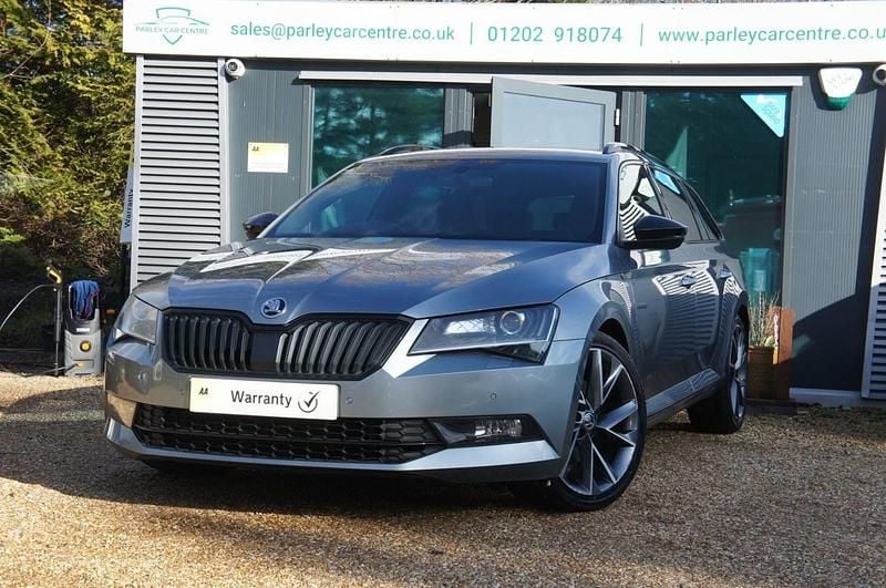 Used Skoda Superb SportLine 150 HP (110 kW) 2019 Grey Estate
