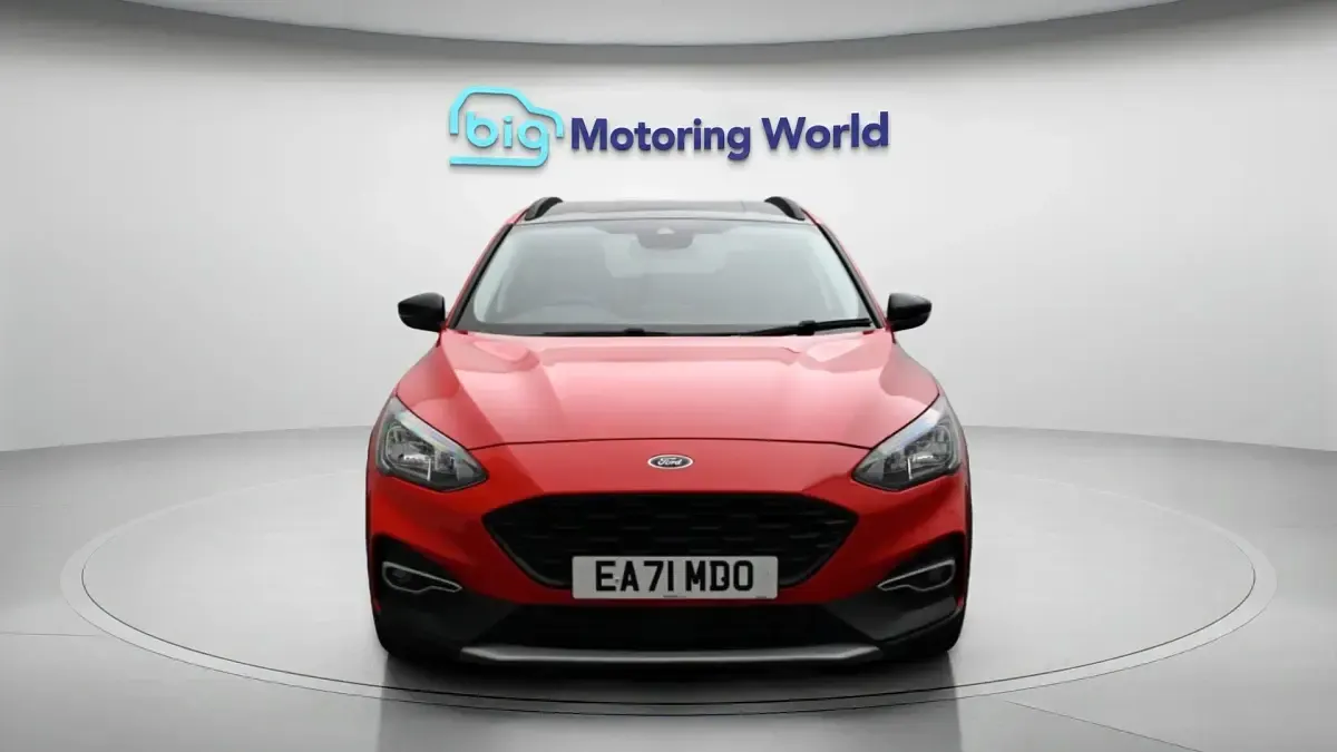 Used Ford Focus Active 125 HP (91 kW) 2021 Red Hatchback
