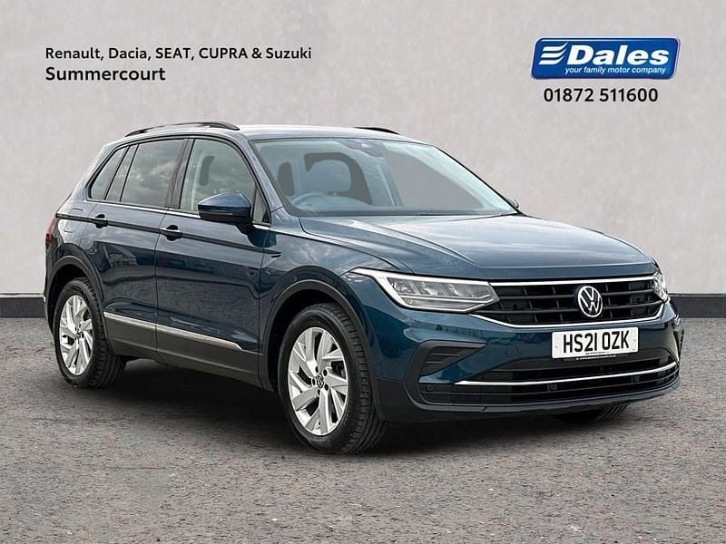 Blue Used 2021 VW Tiguan Life SUV | £17,500 (Fair price) - Image 1/4