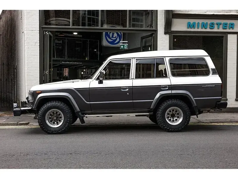 Used Toyota Land Cruiser 2026 Gold/grey MPV