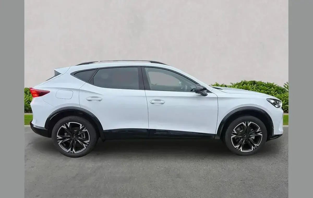 Used Cupra Formentor 147 HP (108 kW) 2025 White SUV