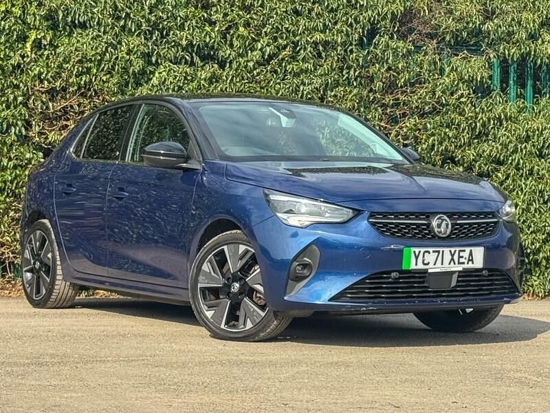 Second-hand Vauxhall Corsa-e Elite 100 kW (136 CP) 2020 Albastru Hatchback