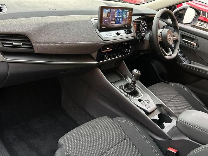 New Nissan Qashqai Acenta Premium 2025 Silver SUV