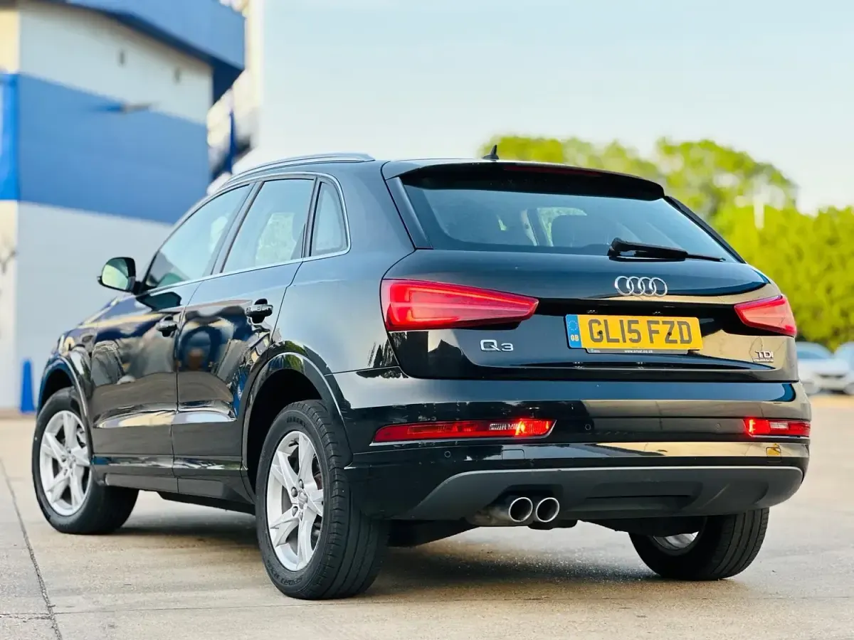 Used Audi Q3 Design 150 HP (110 kW) 2015 Black SUV