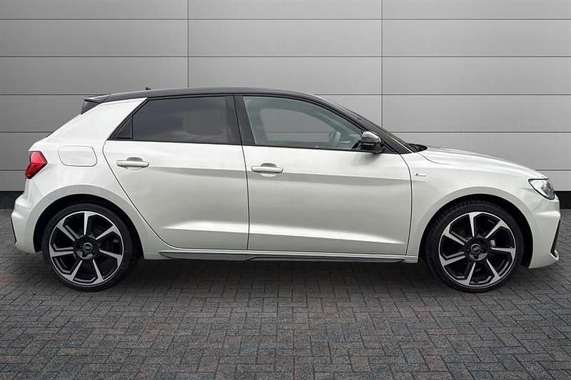 Used Audi A1 Black Edition 95 HP (69 kW) 2025 Silver SUV