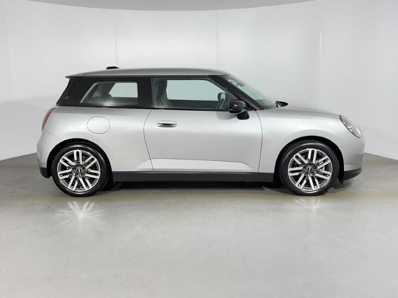 Used Mini Cooper Hatch 135 kW (184 HP) 2024 Silver Hatchback