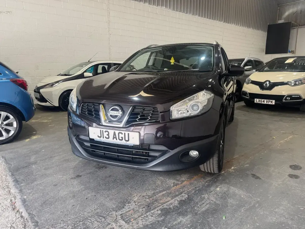 Used Nissan Qashqai N-TEC 117 HP (86 kW) 2012 Black SUV