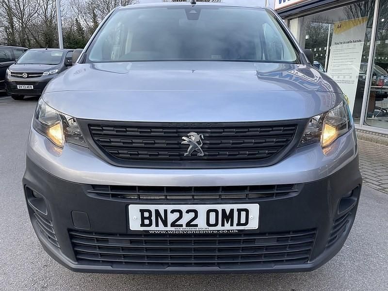Used Peugeot Partner Premium 2022 Grey MPV