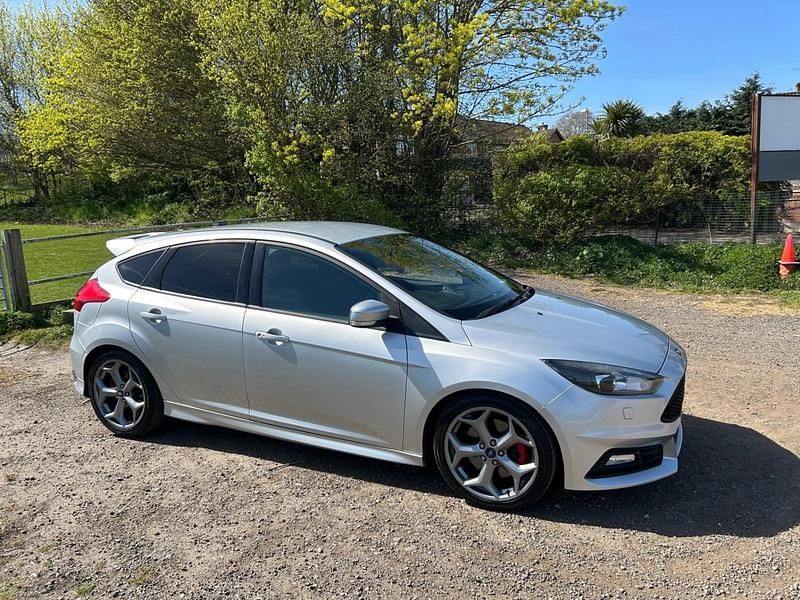 Used Ford Focus ST 2016 Silver Hatchback