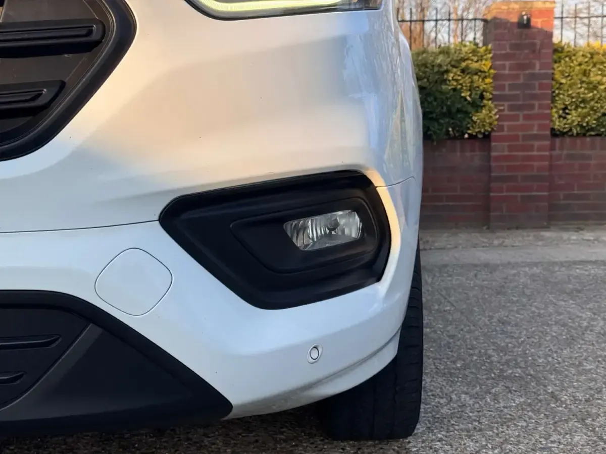 Używany Ford Transit Custom Trend 130 KM (95 kW) 2019 Biały Van