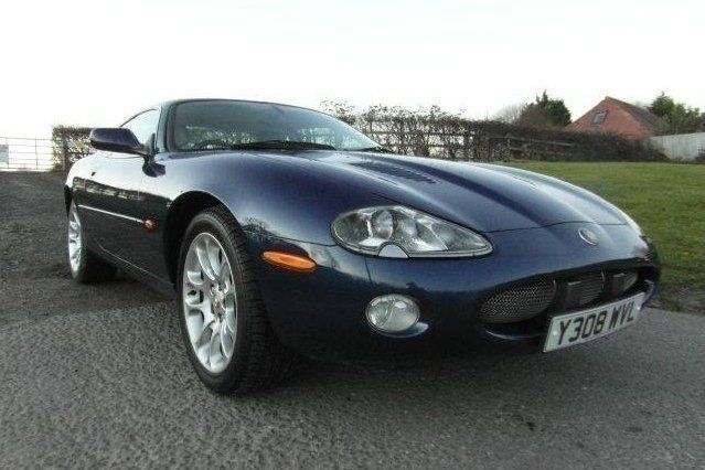 Used Jaguar XKR 370 HP (272 kW) 2001 Coupe