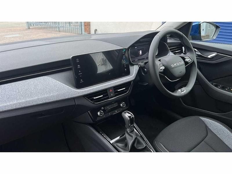 Used Skoda Scala SE 116 HP (85 kW) 2025 Race blue Hatchback