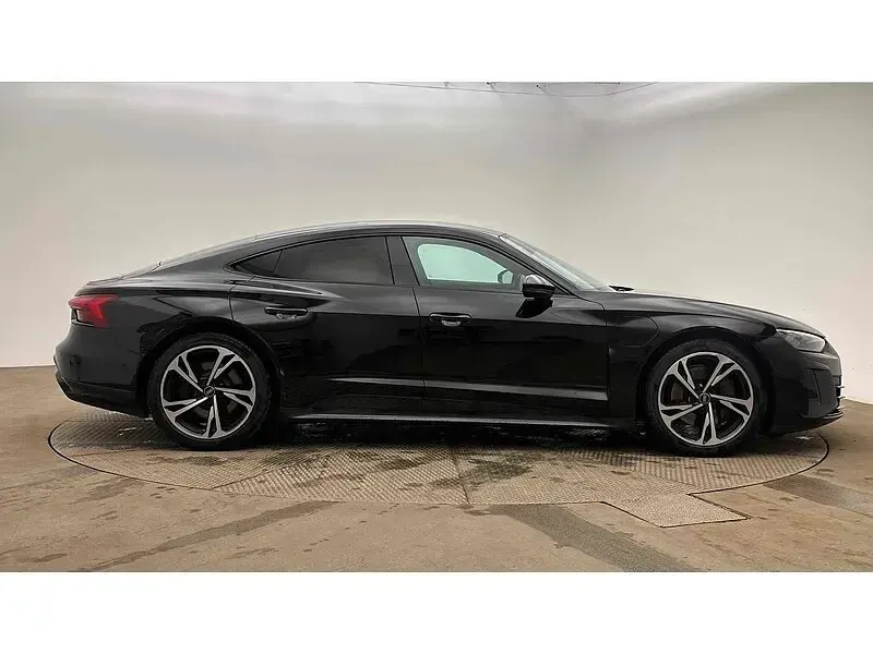 Used Audi e-tron GT quattro Comfort 389 kW (530 HP) 2023 Black Sedan