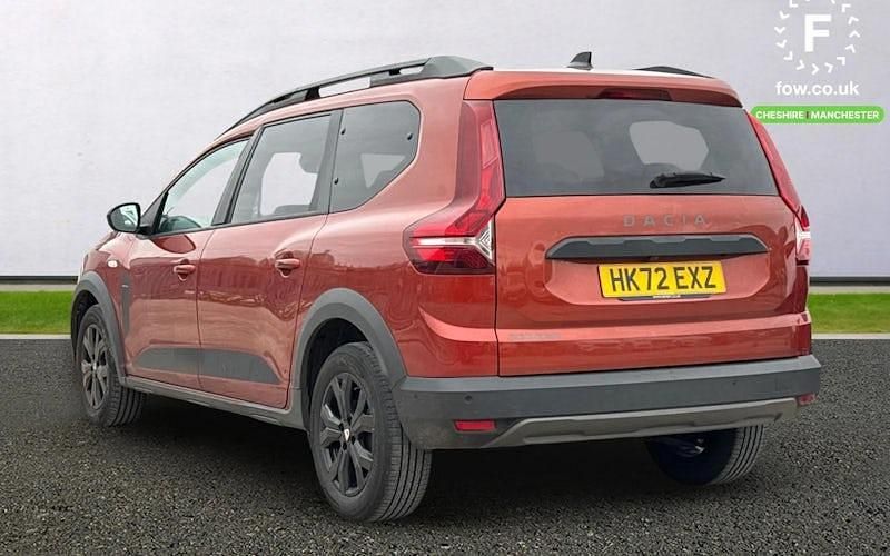 Used Dacia Jogger Extreme 110 HP (80 kW) 2022 Brown MPV