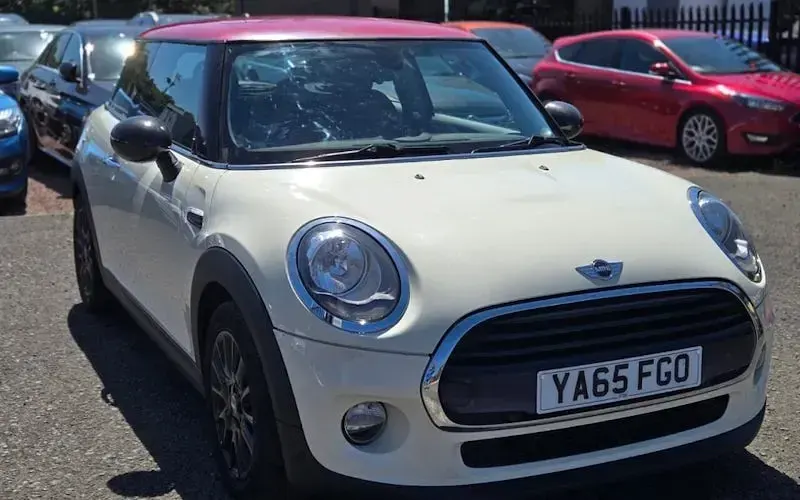 Used Mini Cooper Hatch 136 HP (100 kW) 2015 Hatchback