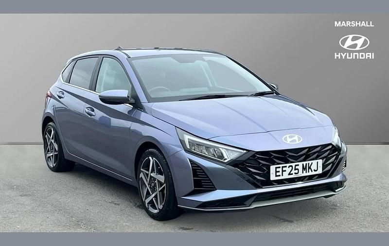 Used Hyundai i20 Premium 100 HP (73 kW) 2025 Blue Hatchback