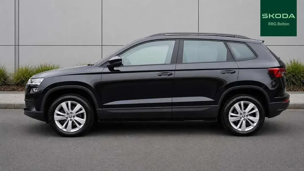 Used Skoda Karoq SE Drive 147 HP (108 kW) 2024 Black magic pearl effect SUV