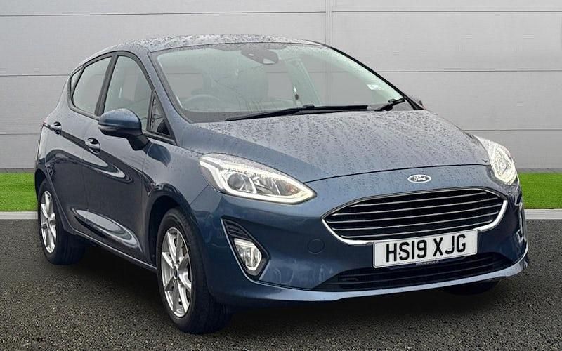 Used Ford Fiesta Zetec 101 HP (74 kW) 2019 Blue Hatchback