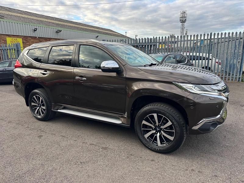 Bronze Used 2019 Mitsubishi Shogun SUV | £15,995 (Good price) - Image 1/4