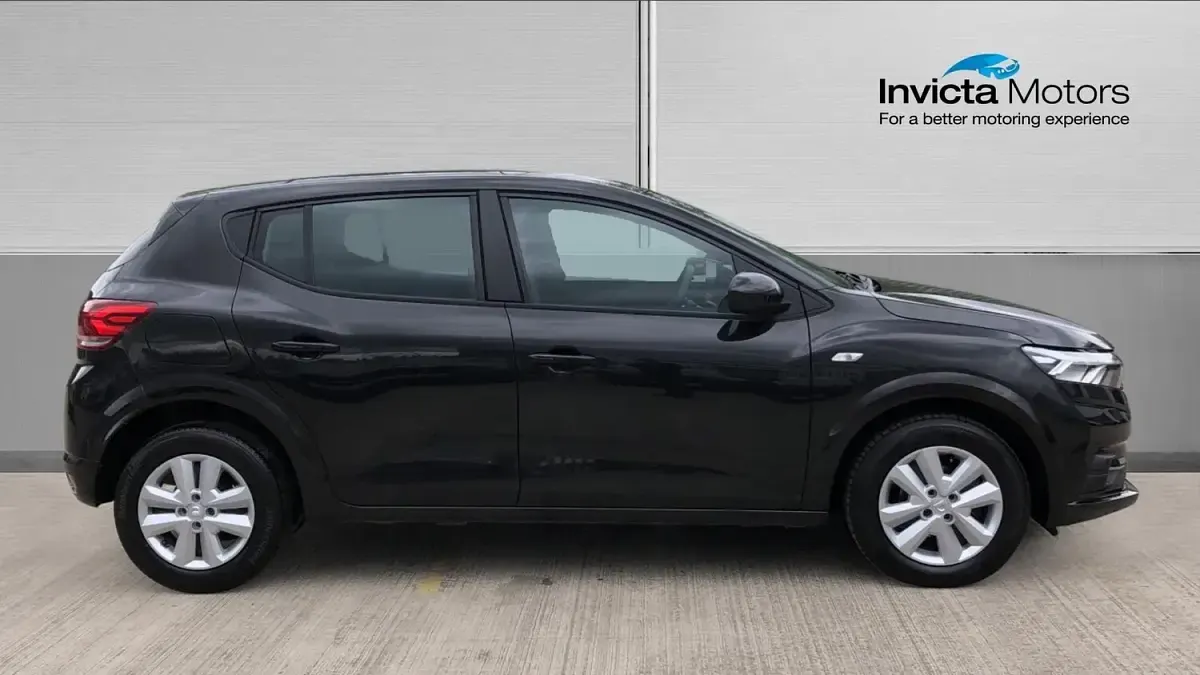 Used Dacia Sandero Comfort 91 HP (66 kW) 2022 Black Hatchback