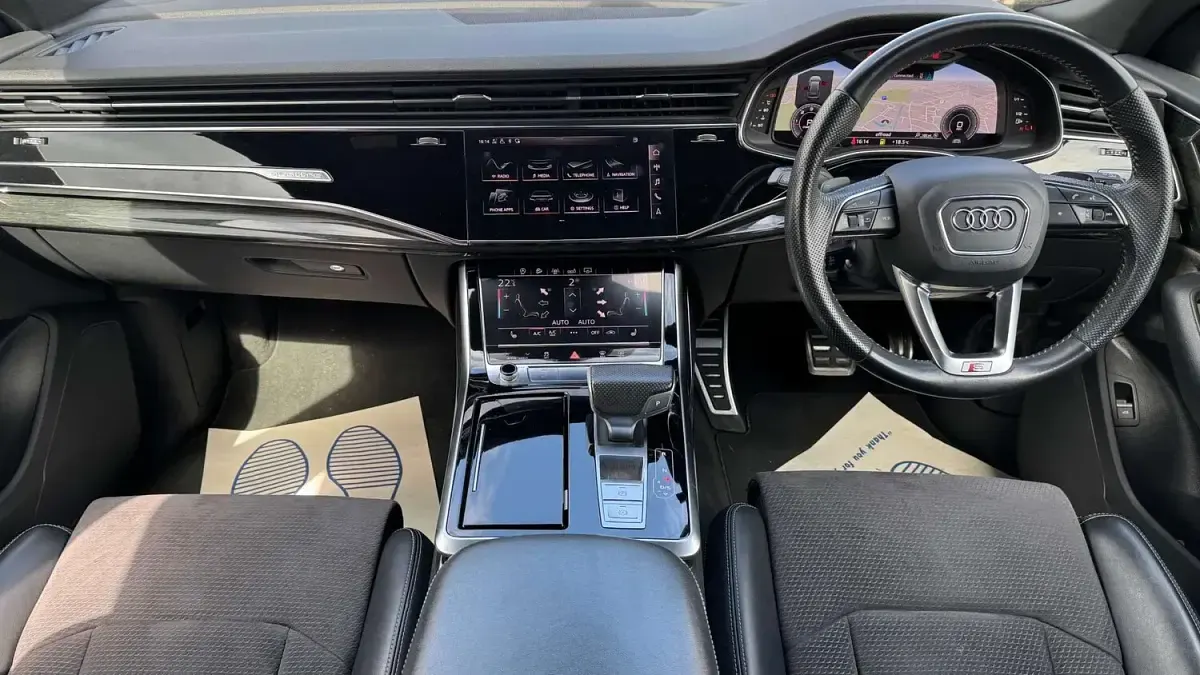 Used Audi Q8 S-Line 286 HP (210 kW) 2018 Grey SUV