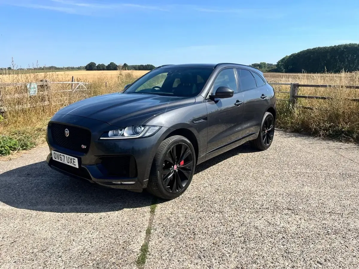 Used Jaguar F-Pace S 300 HP (220 kW) 2017 Grey SUV