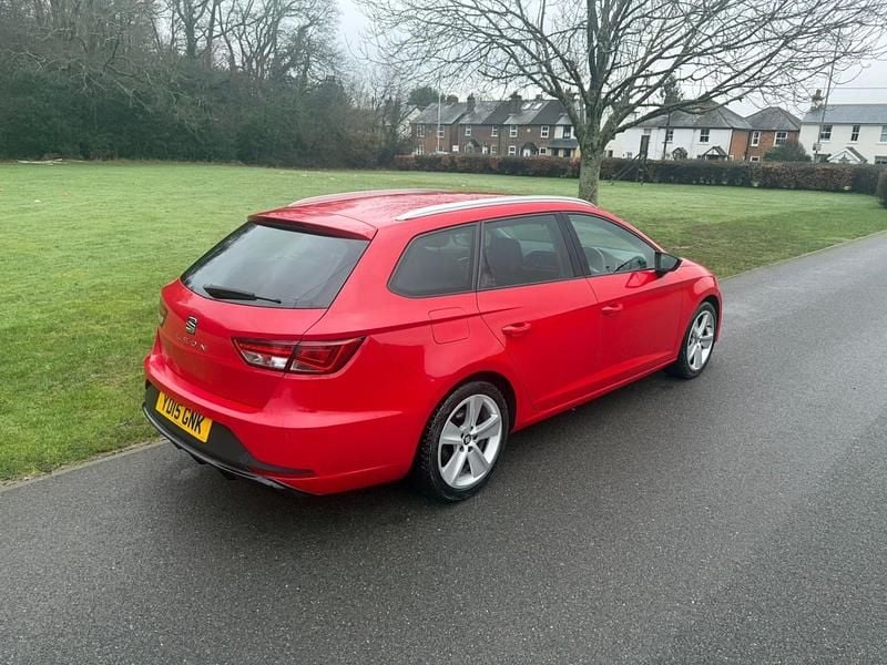 Used Seat Leon FR 2015 Red Estate