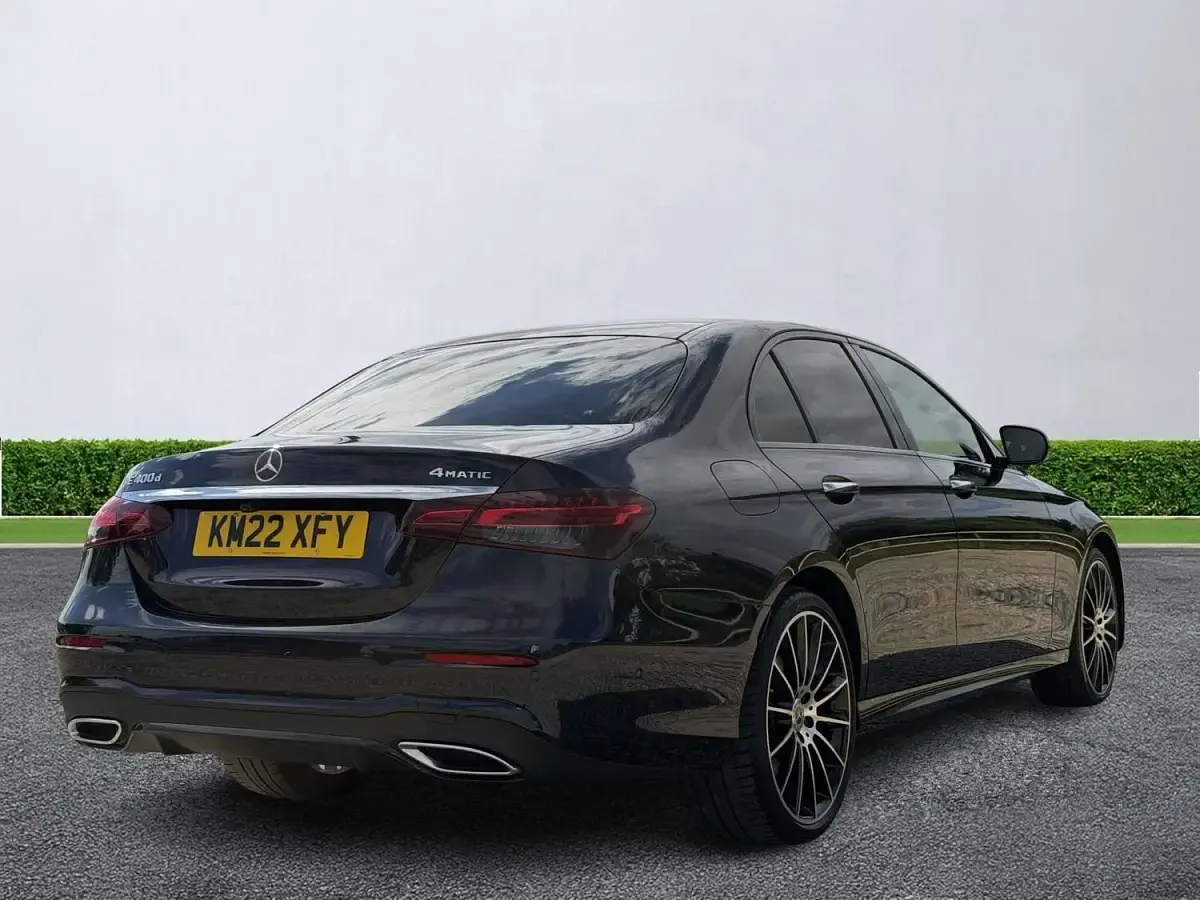 Used Mercedes E400 AMG line 2022 Blue Sedan