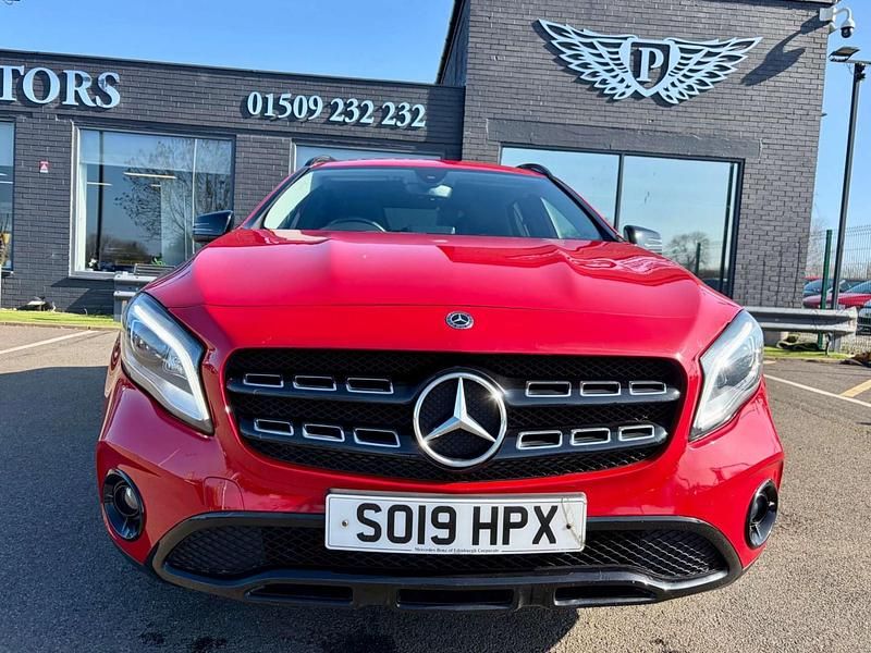 Used Mercedes GLA180 Urban 2019 Red SUV