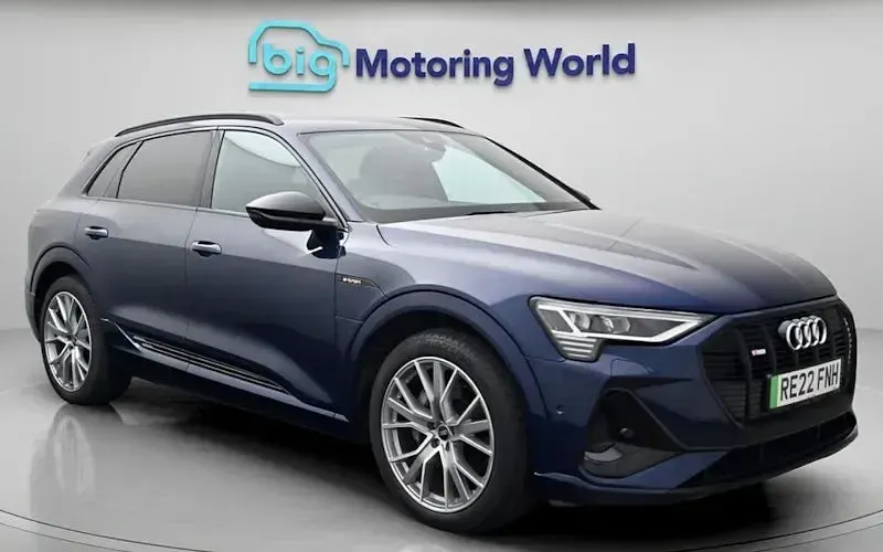 Begagnad Audi e-tron Black Edition 300 kW (408 HK) 2022 SUV