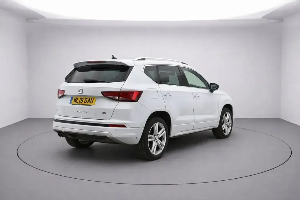 Begagnad Seat Ateca FR 150 HK (110 kW) 2019 Vit SUV