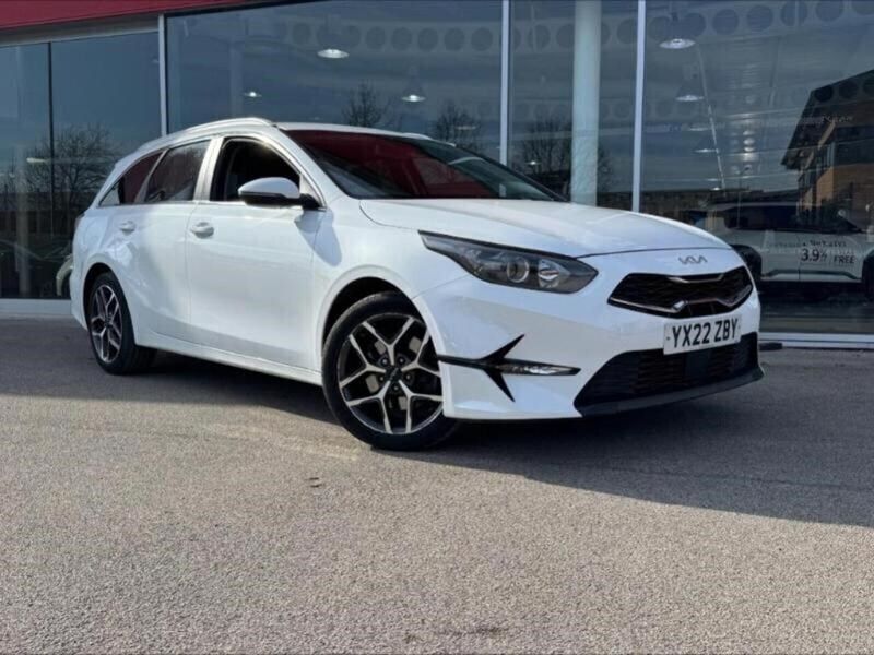 White Used 2022 Kia Ceed 3 Estate | £15,690 (Fair price) - Image 1/1