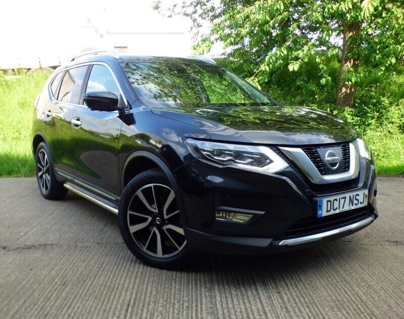 Black Used 2017 Nissan X-Trail Tekna SUV | £8,500 (Good price) - Image 1/3