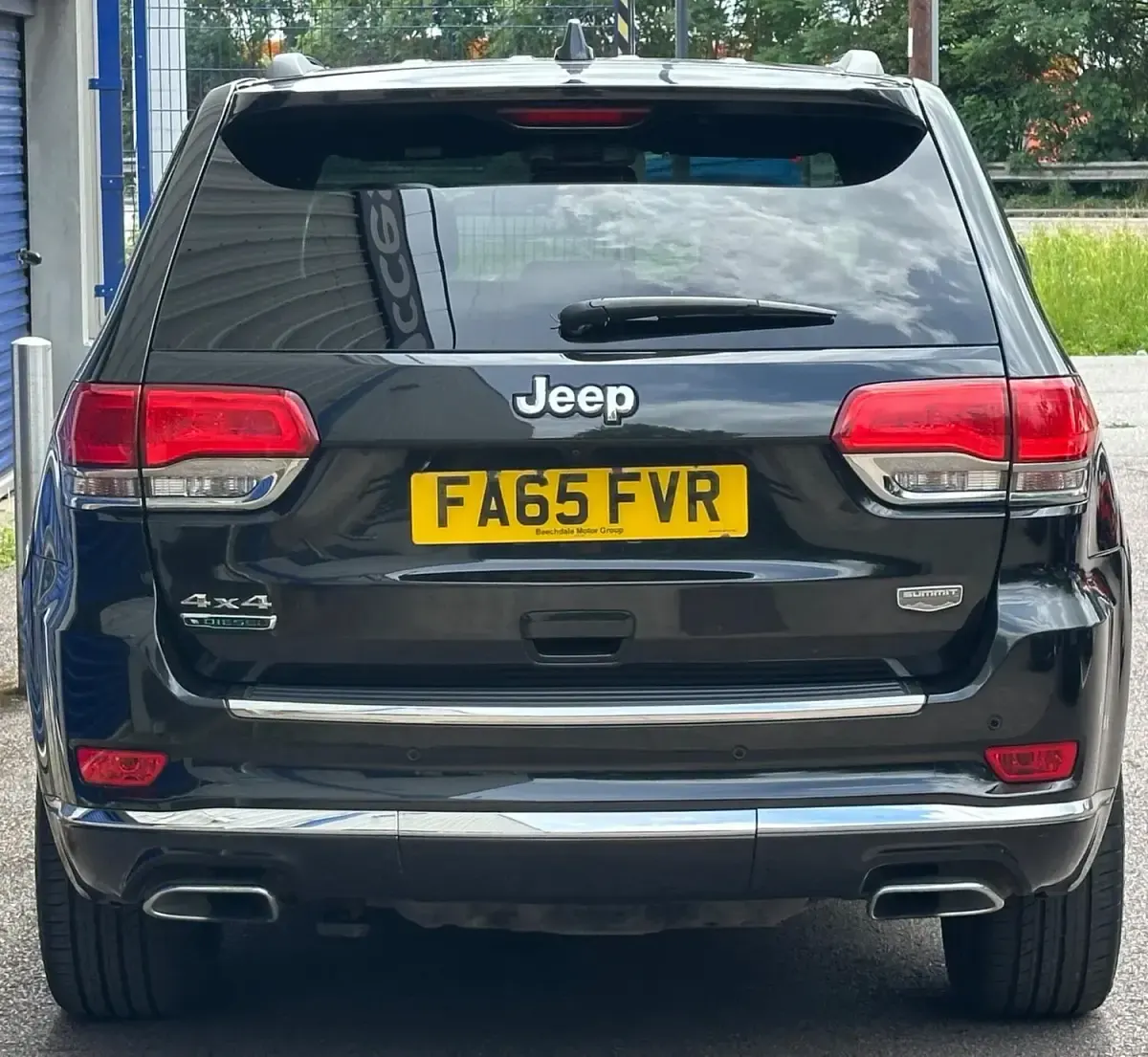Used Jeep Grand Cherokee Summit 2016 Black SUV