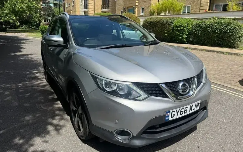 Used Nissan Qashqai N-Connecta 116 HP (85 kW) 2017 SUV