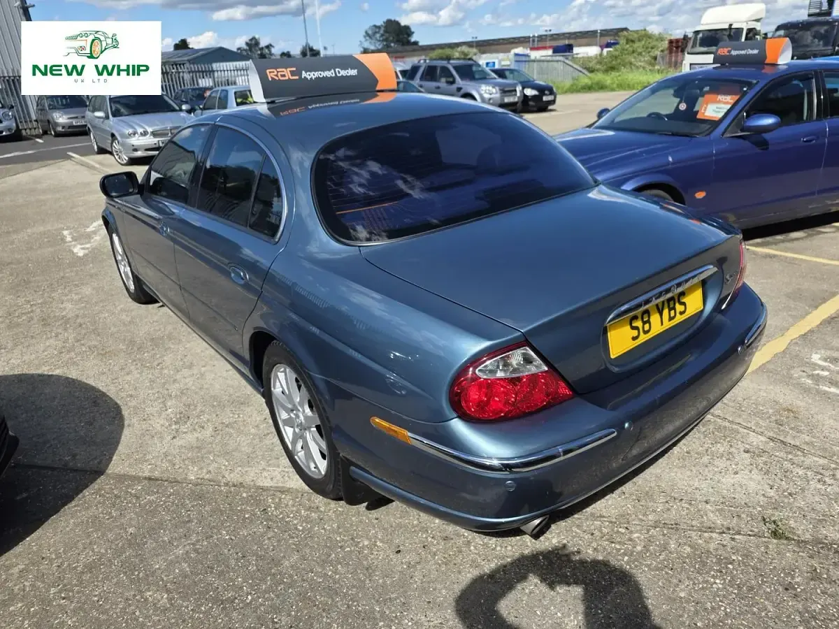 Used Jaguar S-Type SE 238 HP (175 kW) 2000 Blue Sedan
